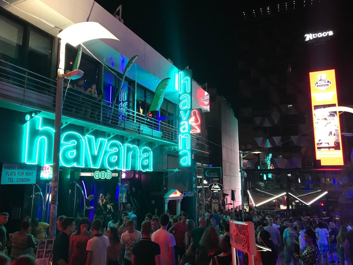 Paceville Malte : guide complet de St Julian's et du quartier de la fête (2026) - Malta Adventures