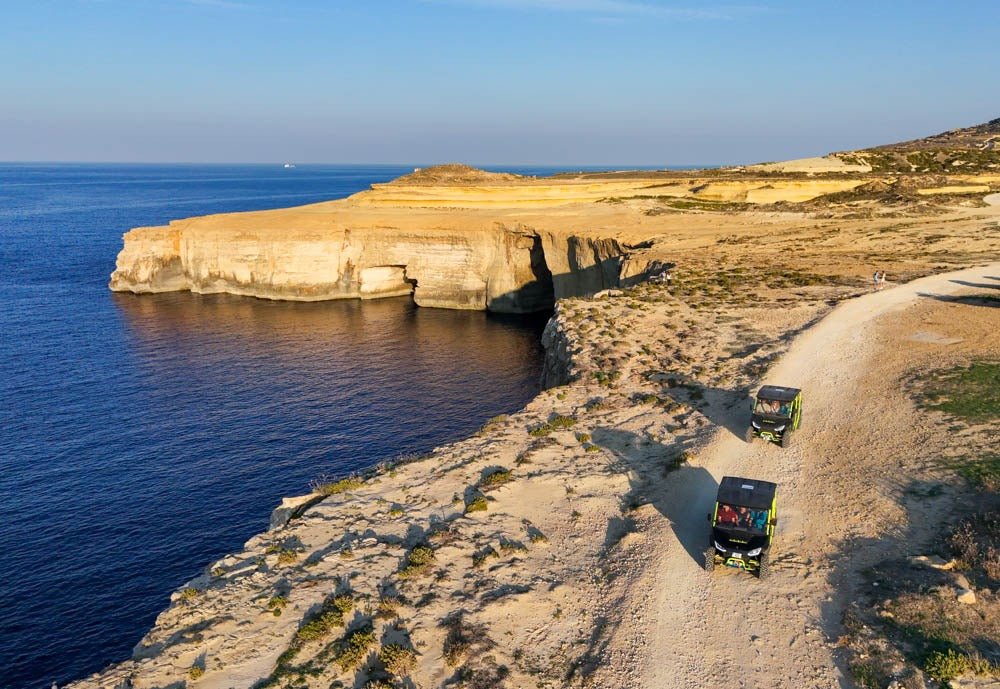 Safari Jeep Gozo — Journée Complète avec Chauffeur 4x4 - malte